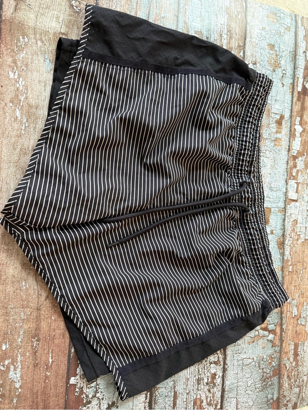 Tangerine Black Pinstriped Athletic Lined Running Shorts Size XL